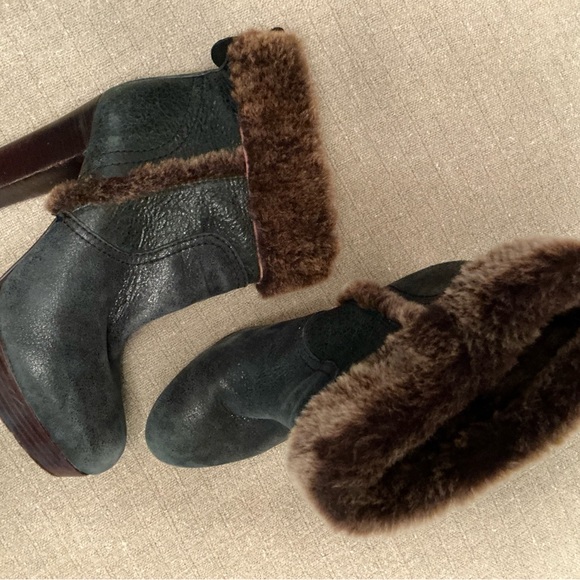 TORY BURCH SHEARLING HIGH HEELED BOOTS leather black 8.5M - Picture 4 of 10